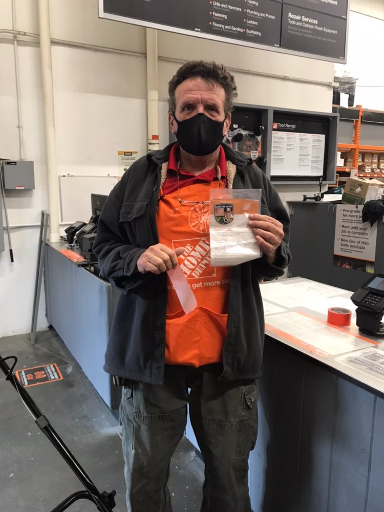 PerroneAlisha's tweet photo. Great Job Joe F. D78!!! Your efforts in supporting and driving safety in our store is greatly appreciated!!! 👏🏼 #0984 @JennNJM @HDZ277 @campbellsue03 @JJstrothers01 @THDRefereeDale https://t.co/AaL5yAiuKf
