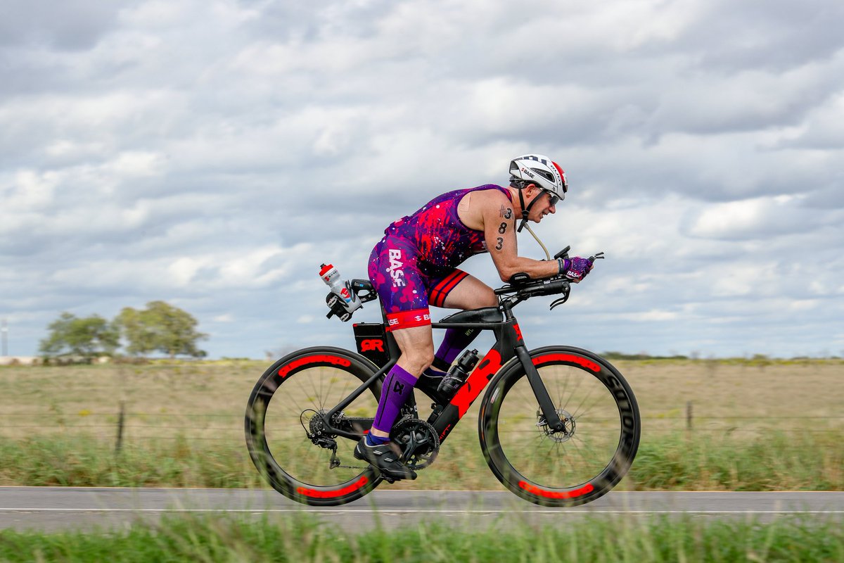 jedmo7's tweet photo. Set a PR on the #IMWaco 70.3 bike course. A local photographer snapped this photo last Sunday of me flying! So much fun. If only the legs cooperated not on the run. Oh well, next time! #baseperformance #fxckcancer #staysalty #anythingispossible https://t.co/6xi9dTBPnb