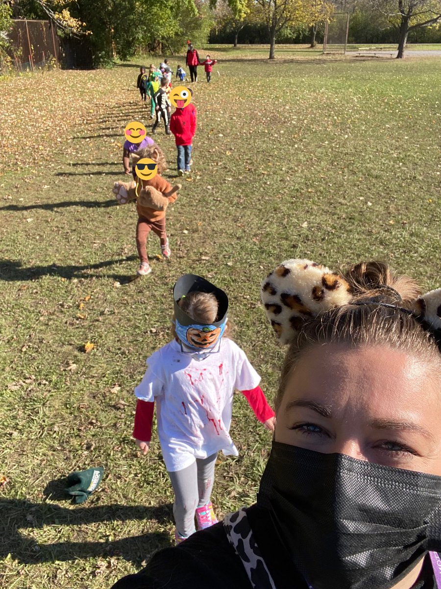 gina_morphy's tweet photo. A Halloween parade for the books at @PPARocdsb https://t.co/zRHjtcnzqX