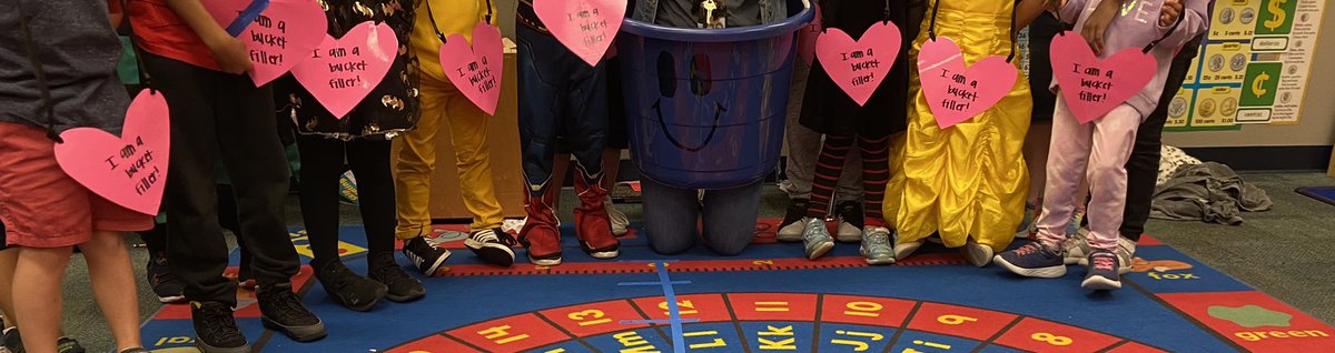 hellomsvenable's tweet photo. Look at all of these bucket fillers! These kids make my heart so full. I love that they’ve learned the importance of filling up other people’s buckets. I refer to it all the time and I love that they now mention it just as much as I do. 🥰 #TESleads #wearegcisd https://t.co/0cnaC4fHWP