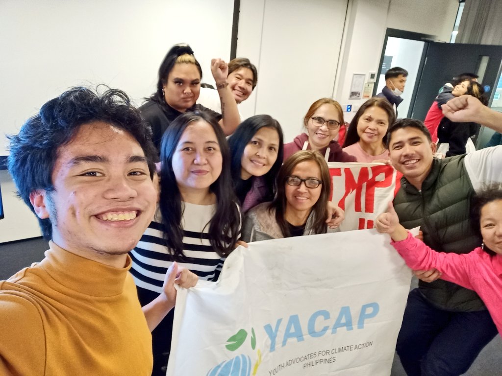 jamzbonifacio's tweet photo. First time giving a talk/ED physically in what feels like forever. Salamat @AnakbayanUK for organizing! ✊🏽 #EndClimateImperialism #ClimateJusticeNow https://t.co/SJsgOfmT3Y