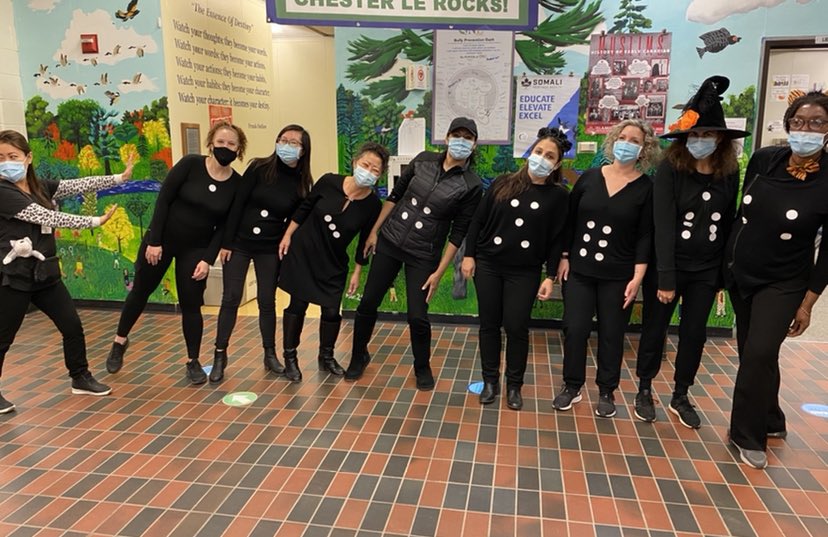 TDSB_ChesterLe's tweet photo. At Chester Le we are a perfect set! #teamworkmakesthedreamwork @LC2_TDSB @tdsb #tdsb @JungchoiP @JohnsonJuniors @ms_jliao @zameckteaches @Courtne75867143 @MannaWong22 @schan_tdsb https://t.co/I5JBNiOGIB