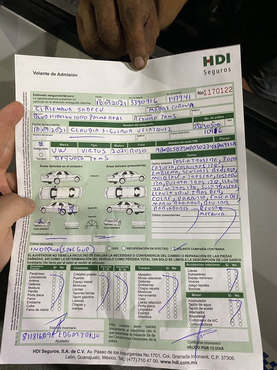 CarlosRFV's tweet photo. @CondusefMX @Profeco @HDISegurosMex @Volkswagen_MX  
Ocupo de su ayuda para solucionar el caso de mi accidente, la aseguradora HDI no me esta brindando asistencia y la agencia Volkswagen me dijeron que darían ayuda y nada, ya se cumplen 3 meses desde el accidente y no hay ayuda https://t.co/CPHk89yZXG
