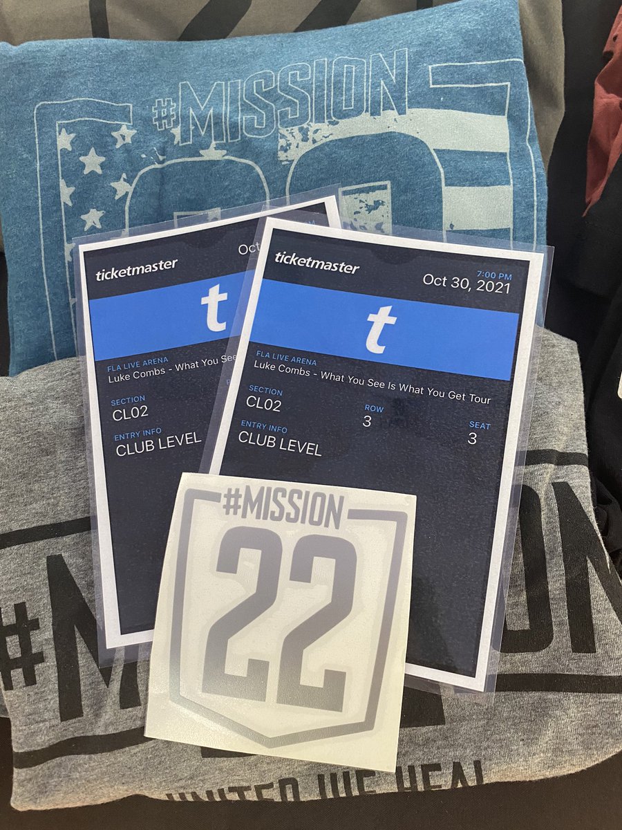 woodmakeadiff's tweet photo. Auctioning off tickets for Luke Combs tomorrow night… benefits @Mission22 
Hey @lukecombs can the winner get a pic?! https://t.co/FhK9GUS1ji