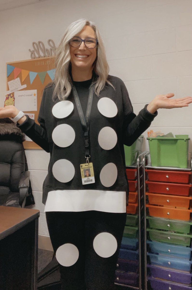 Happy Halloween Math Teacher Style!! #dominonotdice today’s costume was awesome for quick math talks with K-2!! 🎃How many? How do you know?👻<a href="/LangesMatt/">Elmwood Eagles</a> #BeBold203 #youbelong <a href="/Naperville203/">Naperville 203</a>