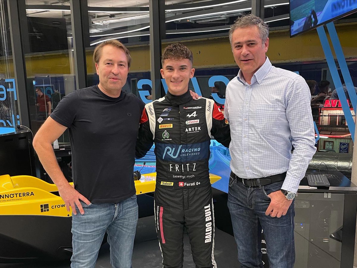 ferati_jasin's tweet photo. Ich habe mich gefreut an der Eröffnungsfeier der @racingunleashed_ in München dabei zu sein und viele neue Leute kennen zu lernen https://t.co/KuAgesdNiz