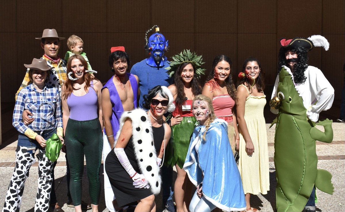 jennyhsieh5's tweet photo. Always a blast to celebrate Halloween 🧟♀️with the Hsieh lab! #DeadDisney #Hsiehnanigans @CourtneyLeeMcM @parulvarma123 @vnietoestevez @e_hurley15 @KaishaMeyer @glopu_ @sgameroa https://t.co/hmG0RQcMAq