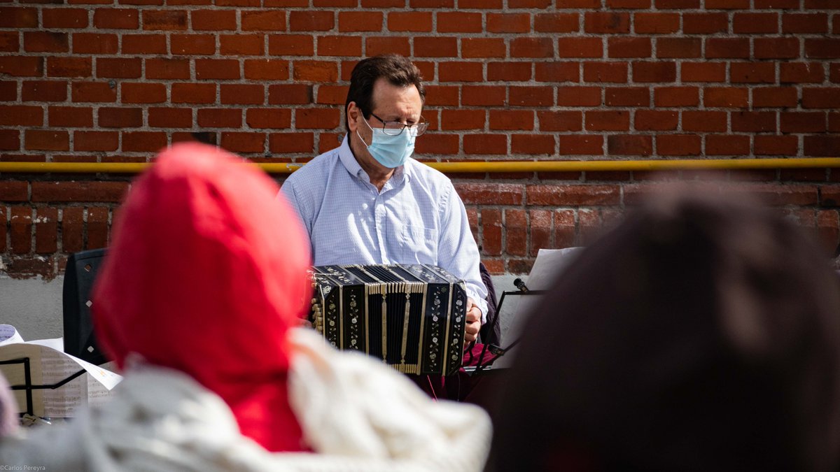 HospitalTango's tweet photo. Este 12 de Noviembre Hospital Tangó estará presente en el Hospital Piñeiro del Campo continuando con nuestro accionar de #arteymedicina. 
Hospital Tangó sigue rodando por hospitales de Uruguay. Con el auspicio de @SAIP cooperativa de Seguros Médicos y @DiaverumGlobal https://t.co/OAEG1eKrTy