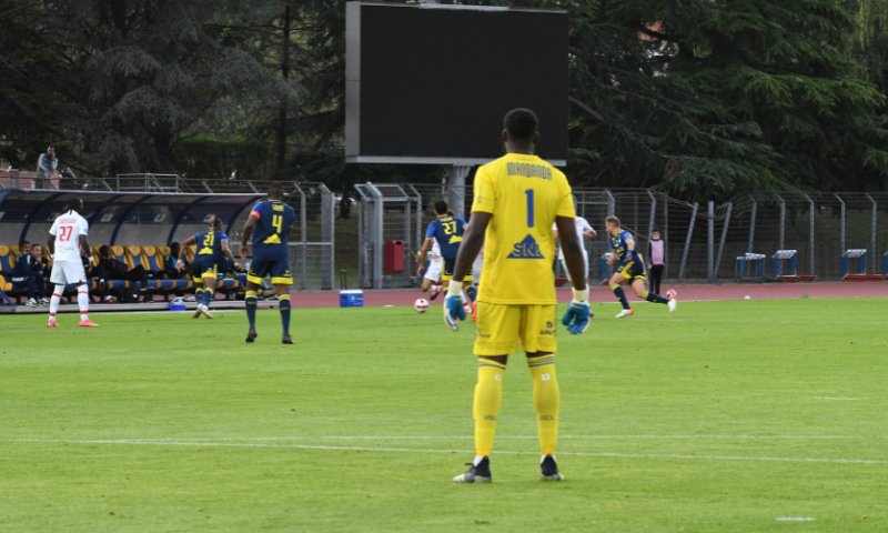 uscreteil1936's tweet photo. ✍️ MANDANDA FERME LA BOUTIQUE, CRÉTEIL GAGNE LE DERBY !
➡️ Et oui, cela ne vous a pas échappé, mais on a battu le Red Star !
🔗 Notre compte-rendu est à retrouver ici :
https://t.co/Vh5JSBhdhQ
#NationalFFF | #USCLRED https://t.co/SC3bY9NHMY