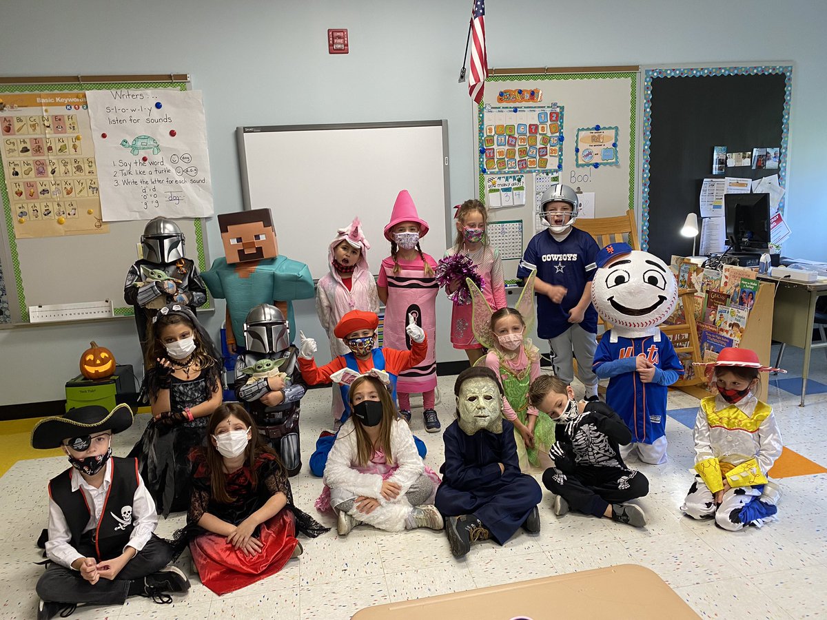 Elizabeth Felsmann tweet media