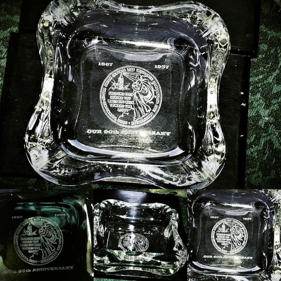 DWedgeCreations's tweet photo. #etsy shop:Advertising Ashtray,Union Central Life Ins Co,90Anniversary Ashtray https://t.co/hrGorOW0cb #unioncentrallife #cigarashtray #advertisingashtray #marijuana #ashtraylarge #heavyglass #ashtray #largeashtray #smokingashtray #advertising #midcentury #gift #party https://t.co/ZXjrI4bNMj