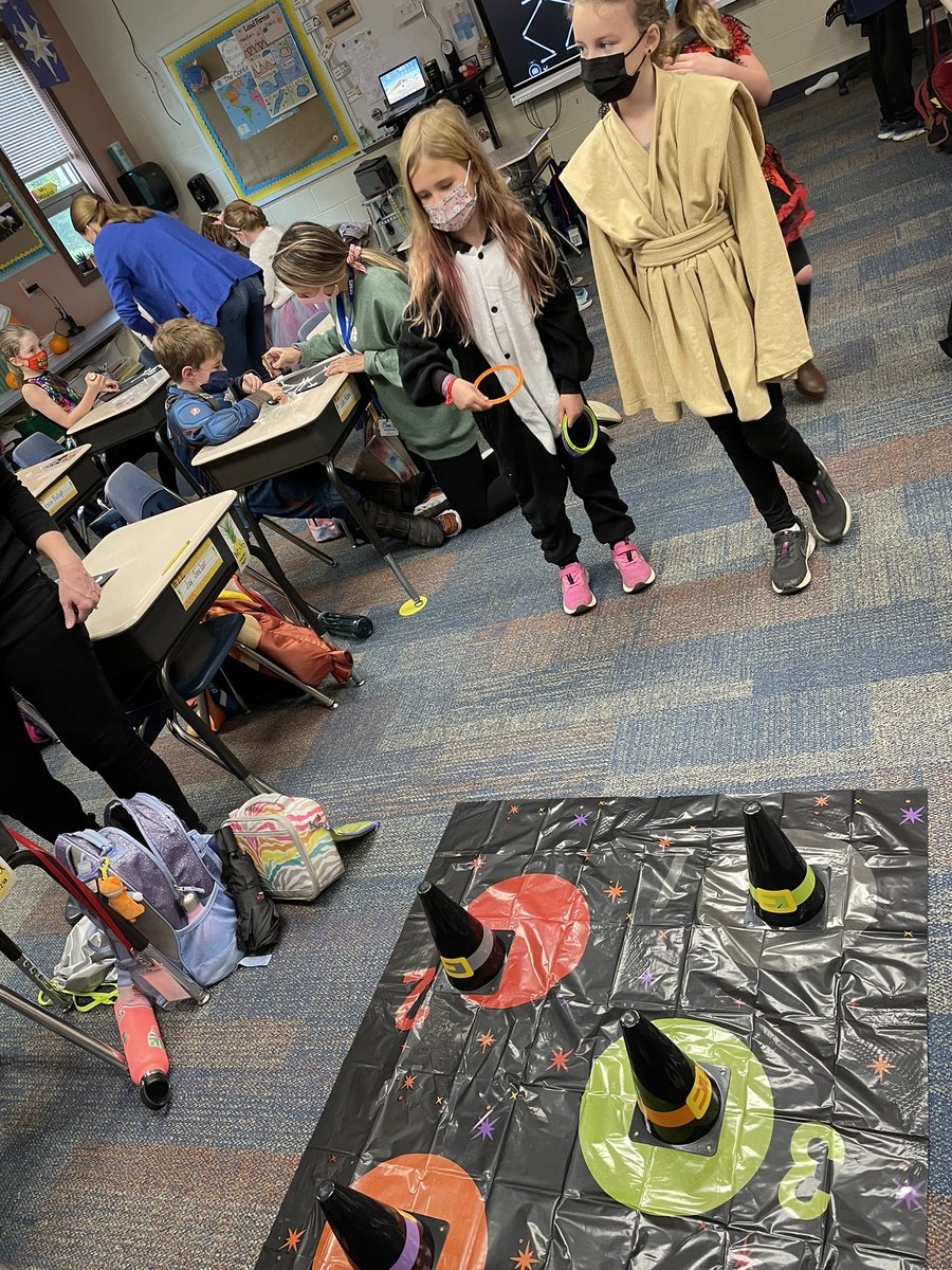 Mrs. Whitelock tweet media