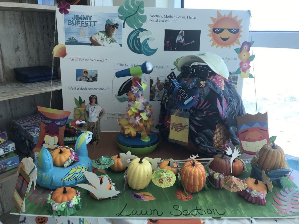 How cool is it to be <a href="/jimmybuffett/">Jimmy Buffett</a> and have an entire pumpkin (and lawn section) made in your likeness? 🎃 <a href="/MvilleHotel/">Margaritaville Beach Hotel</a> #pensacolabeach #wrinklesgowheresmileshavebeen