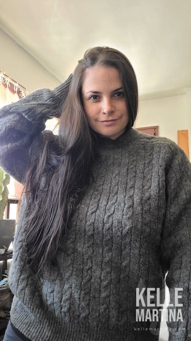 It's sweater season bitches https://t.co/ieFR8d975B<a href="/tag/abdl"class="tags"><span>#abdl</span></a><a href="/tag/ageregression"class="tags"><span>#ageregression</span></a><a href="/tag/darknursery"class="tags"><span>#darknursery</span></a>