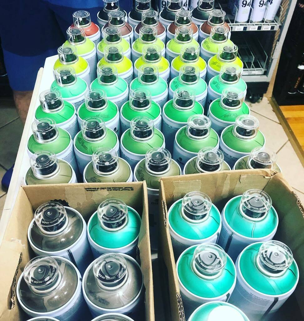 Artissin's tweet image. 94s Out The Door ☺️🎃🦅 @r5imaging raided them all 🏴‍☠️ #mtn94 #montanacolors #mtn #shoplocal #graffitisupplies #graffitishop #dtsp #saintpetersburg #colors #live #love #strive instagr.am/p/CVn_paxJ6xX/