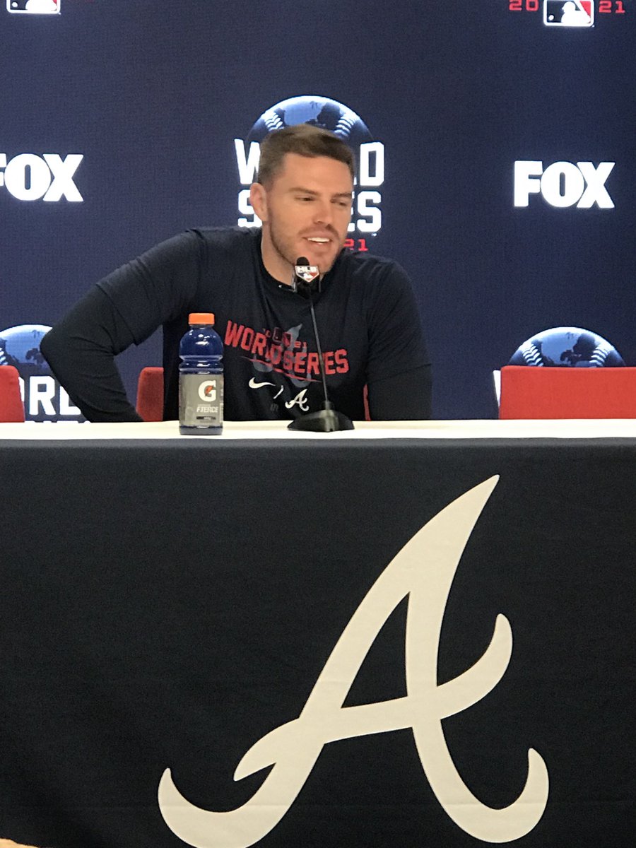 Kelly_Crull's tweet photo. Prior to Game 3 of the World Series in Atlanta, Freddie Freeman said the drive to the park was different than any others. Saw fans early on his way in. “Tonight is going to be awesome. Fans are going to be amazing. I can’t wait.” #Braves ⁦@BravesOnBally⁩ https://t.co/D7x1QBWQDH