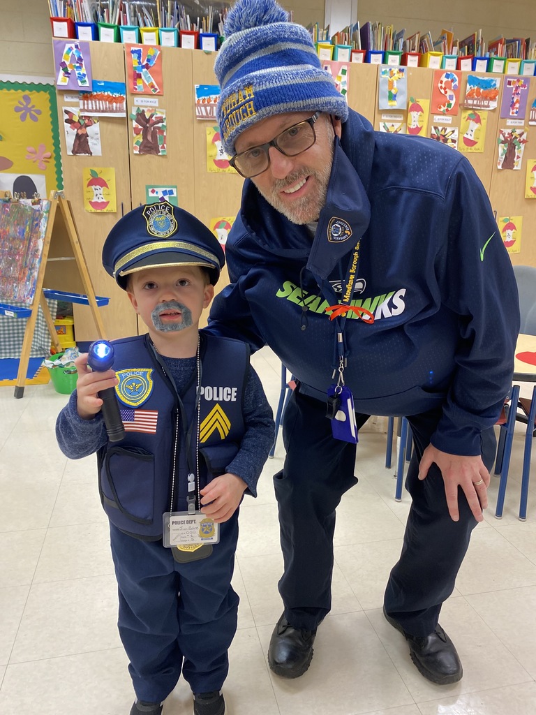 mendhamborosd's tweet photo. Will the real Officer Behre please stand up. Happy Halloween! #HTCubs #mendhamboroschools #lionspride https://t.co/uRsvcEsqaA