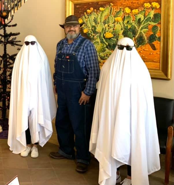 EdwardsAbstract's tweet photo. Thank you to all at the Edinburg office for dressing up in your favorite Halloween costume! There were ghosts, goblins and witches galore 🎃 https://t.co/P0mTvI8gim