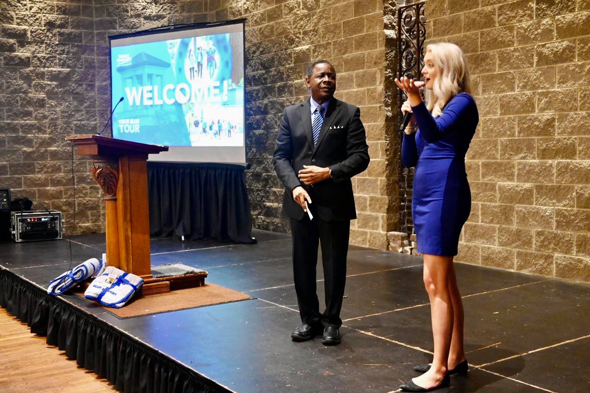 MTSU's tweet photo. We 💙 seeing our alum chase their dreams! @MediaCollegeMT alum @Katie_Inman at last night's True Blue Tour in #Knoxville! Katie is a reporter and weekend anchor at @WBIR - the same channel she grew up watching! 📺 #trueBLUE #trueBLUEproud #IChooseTrueBLUE @PresidentMcPhee https://t.co/dHD3diPSJN