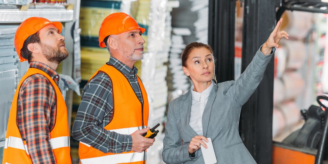 HawaiiTransfer's tweet photo. What Are the Differences Between Private &amp; Public Warehousing? https://t.co/Qbyq6B0vga https://t.co/sHBx9GocNL
