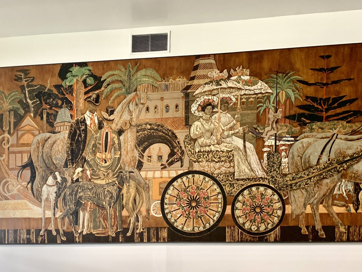 carolchin2020's tweet photo. Impressive 75-foot #MillardSheets #mural that was gifted to the City of Pasadena in 2011 and installed in Pasadena City College gym in 2014. Formerly displayed in a local bank, it was conserved by the artist’s son thru the city’s arts & culture commission. @VisitPasadena https://t.co/6mfCnMqyxA