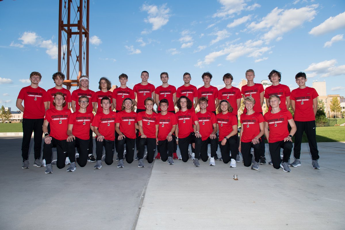 YSUTrackFieldXC's tweet photo. Coaches Brian Gorby and Eric Rupe, along with Tyler Polman and Nicole Squatrito preview the 2021 Horizon League XC Championships!

📹⬇️

🔗: https://t.co/iuDytc9UwE

#GoGuins🐧 // #FlyWithTheY🤘 https://t.co/1qRCGuJYRi