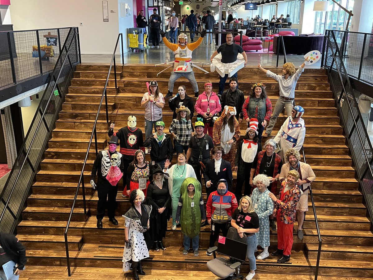 Darcey_Estes's tweet photo. So much fun at our CRE&amp;F Halloween party! The grand finale was a parade through @TMobile Market Hall!https://t.co/r4hNMvOqwV.Ever.   🎃🧟👻 https://t.co/VvDAO071BZ