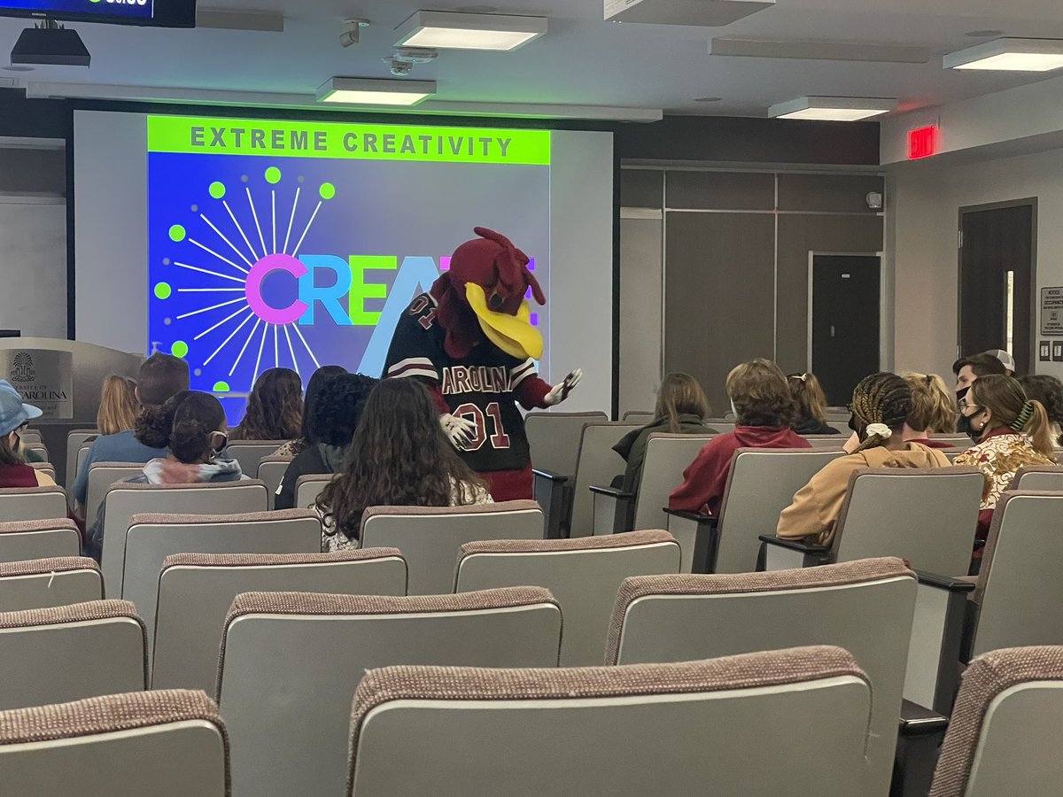 CreateAthonUSC's tweet image. And we&apos;re off! Cocky stopped by to jump start CreateAthon 2021. Stay tuned for updates all weekend #createuofsc21