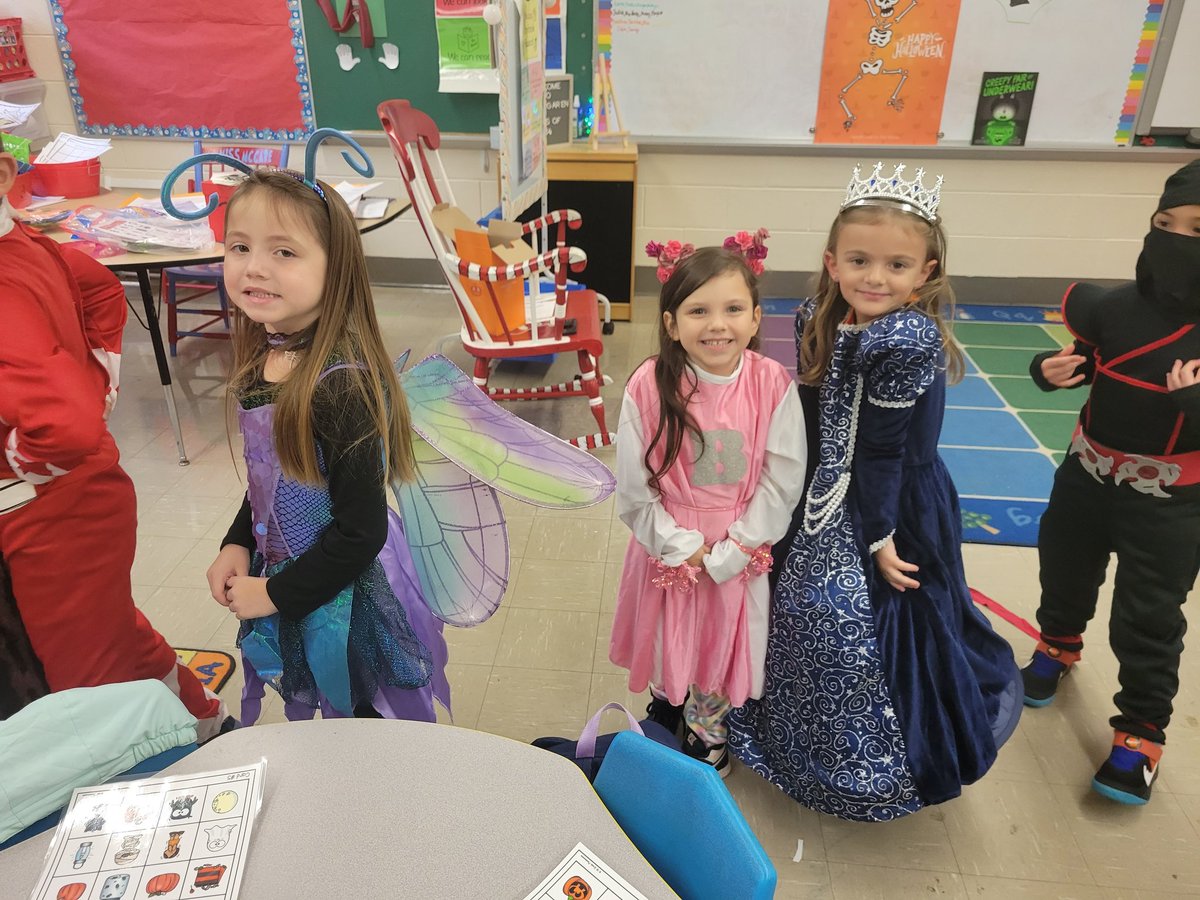 Miss McCabe tweet media