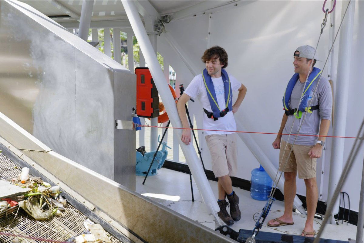 BoyanSlat's tweet photo. Excited to work together with @MrBeast and @MarkRober to help clean up 30,000,000 lbs of trash!

For every $1 we receive we'll remove 1 pound of trash using Interceptors. Go #TeamSeas https://t.co/EX8kjDKQvs