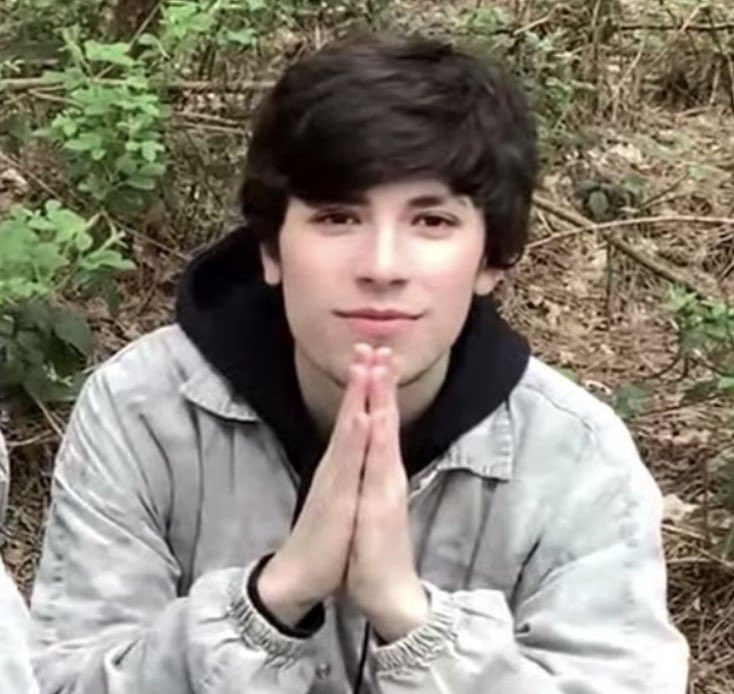ccsawardss's tweet photo. BEST GEORGE STAN 🏆

🥇 @handongista (265 votos)
🥈 @Lnardokitten (125 votos)
🥉 @SOFIACRY_099 (10 votos) 

felicidades, george los ama https://t.co/Ht778wWvI4