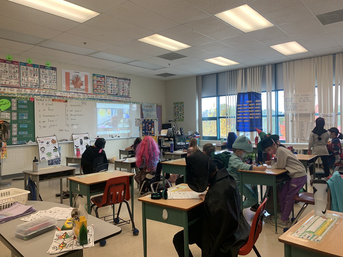 Chabot_secondST's tweet photo. Some Halloween fun, but first … DICT��E!
@tdsb_secondst @TDSB_fsl @tdsb https://t.co/tJ9cjKg9By