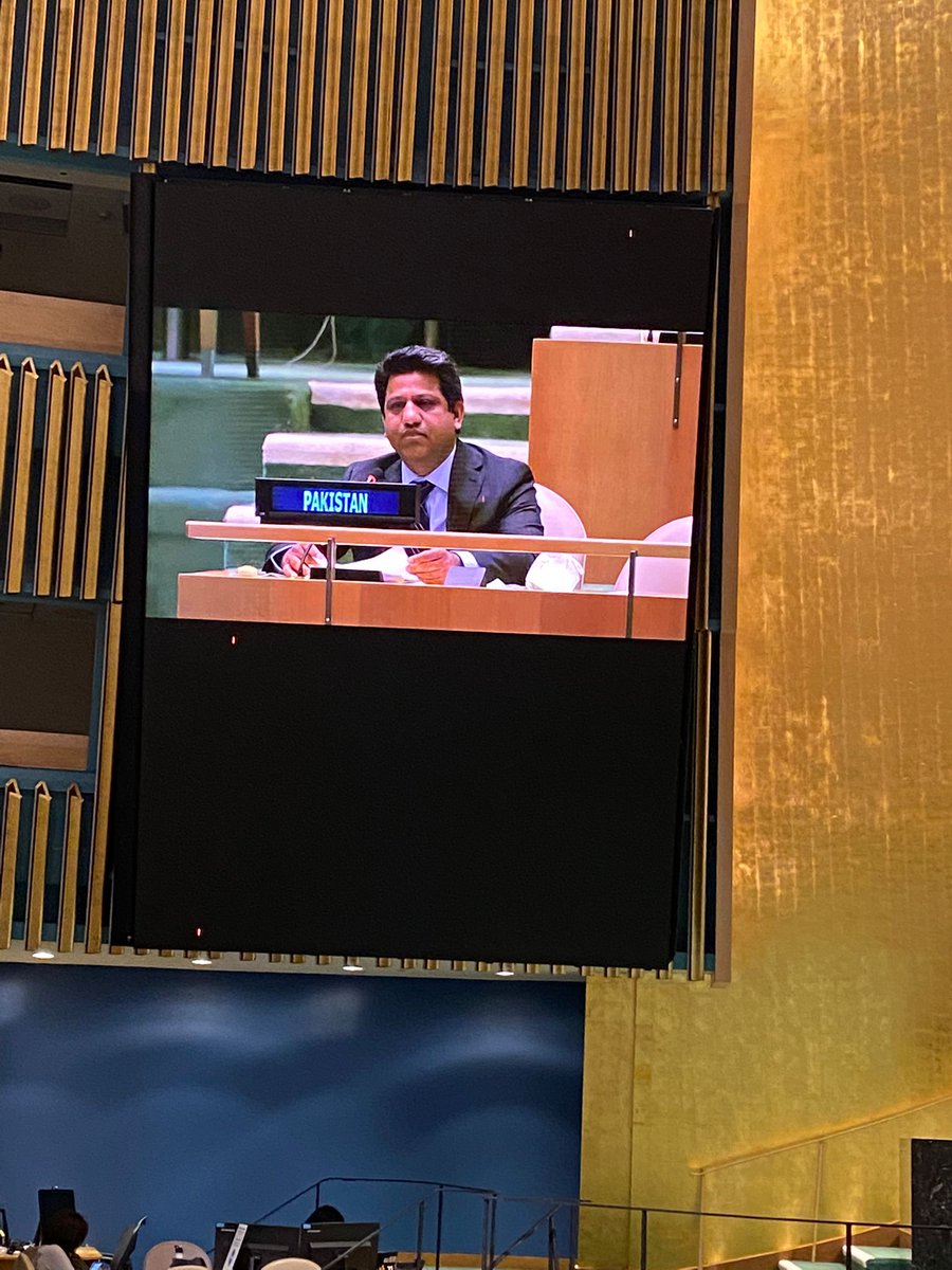 PakistanUN_NY's tweet photo. It is regrettable that expressions of racial hatred,religious supremacy &amp; violent nationalism have moved from the fringe to the political mainstream. #Islamophobia has been mainstreamed in the political discourse of certain political parties &amp; governments:Amb Aamir Khan #GA #HRC https://t.co/Oioe4nY2yW