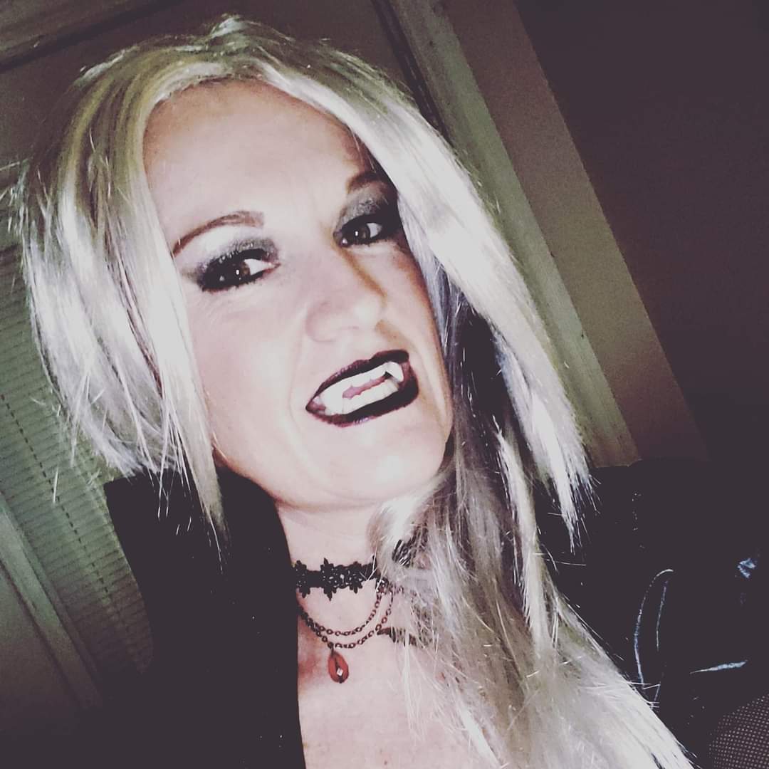 Candice tweet media