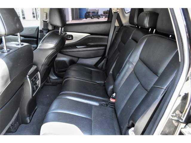 KellyG_Honda's tweet photo. This pre-owned 2018 #Nissan #Murano SL has an upscale cabin🔥, roomy seating space😎, good safety scores✅, and amazing tech features📲!
Check it out today➡️: https://t.co/nmqcN90mBa
#kellygrimsley https://t.co/lhzN4G98qE
