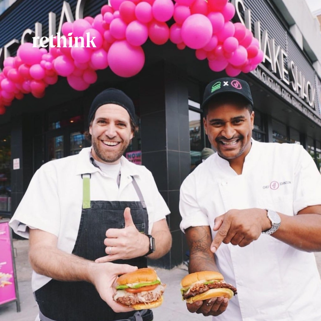 rethinkfood's tweet photo. Chef JJ Johnson and @shakeshack banded together for an epic day of #rethinkingfood 🥳As part of Shake Shack’s series “Now Serving,” Shake Shack joined forces with Rethink Cerftified Chef f JJ Johnson to create a one-of-a-kind, limited-time burger for Rethink. https://t.co/5piKPwIjR3