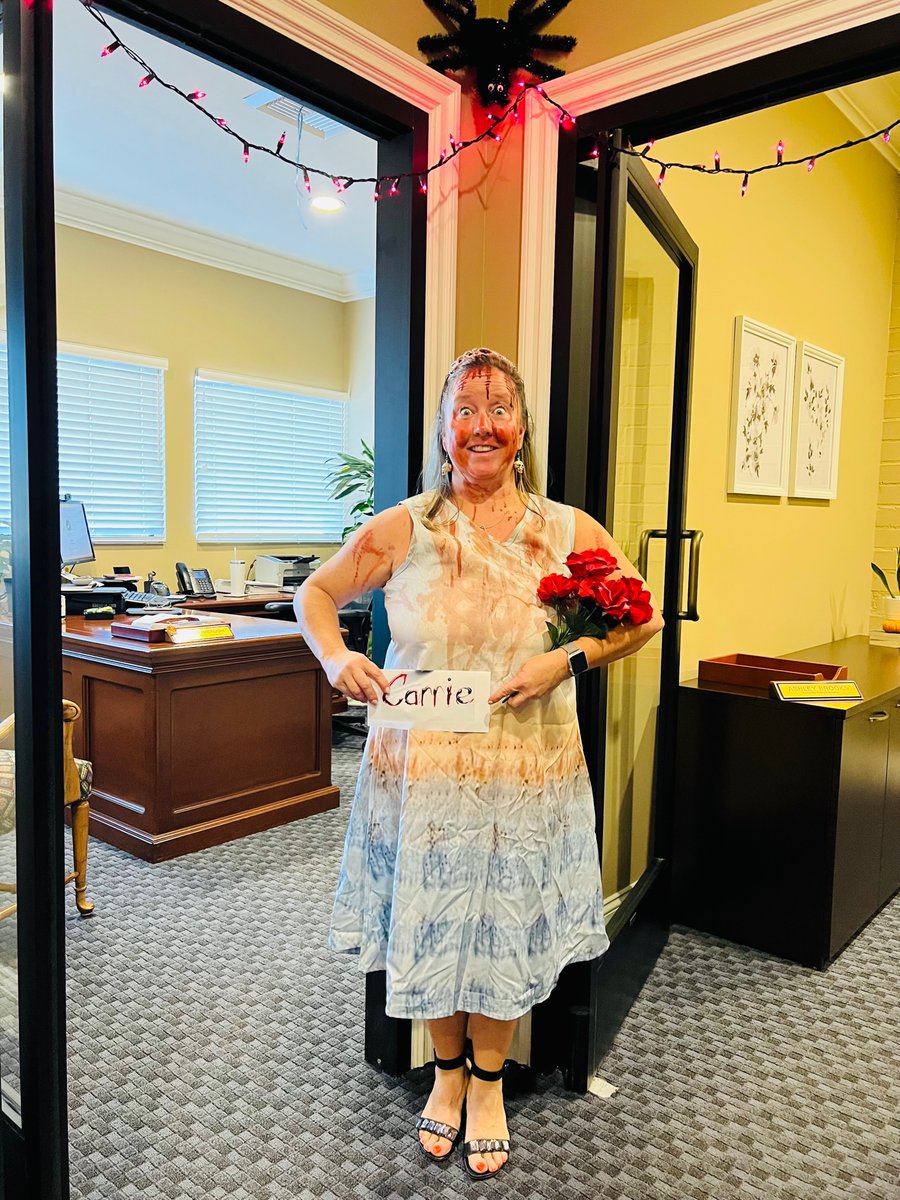 allenlundco's tweet photo. Happy #Halloween from the Allen Lund Company! Who do you think had the best costume this year?? Wishing everyone a fun-filled and safe weekend. ๐๐ฑ๐ป๐
#ALC #allenlundcompany #workhalloween #Workfun #fridaymood https://t.co/TnP2hAAFa5