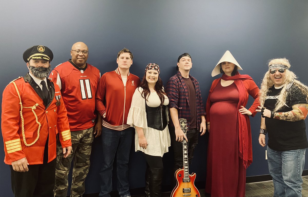 allenlundco's tweet photo. Happy #Halloween from the Allen Lund Company! Who do you think had the best costume this year?? Wishing everyone a fun-filled and safe weekend. ๐๐ฑ๐ป๐
#ALC #allenlundcompany #workhalloween #Workfun #fridaymood https://t.co/TnP2hAAFa5