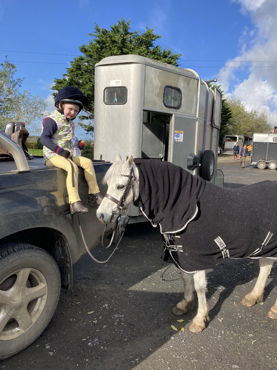 Claire Griffiths tweet media