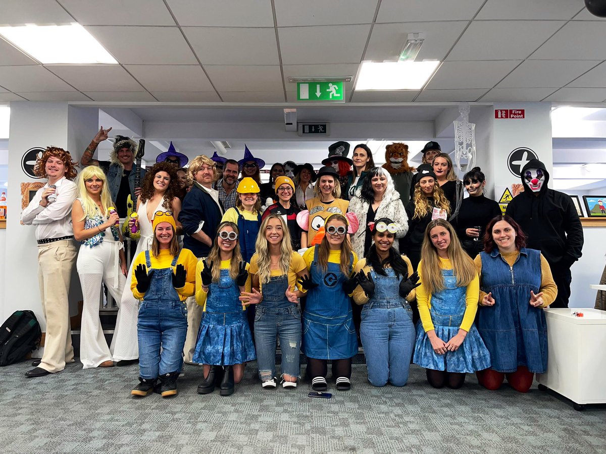 niallh's tweet photo. So lucky to work with such a weird, wonderful, passionate and crazy ambitious bunch! Team @gympluscoffee 🤪 https://t.co/kKJzqjgRiR
