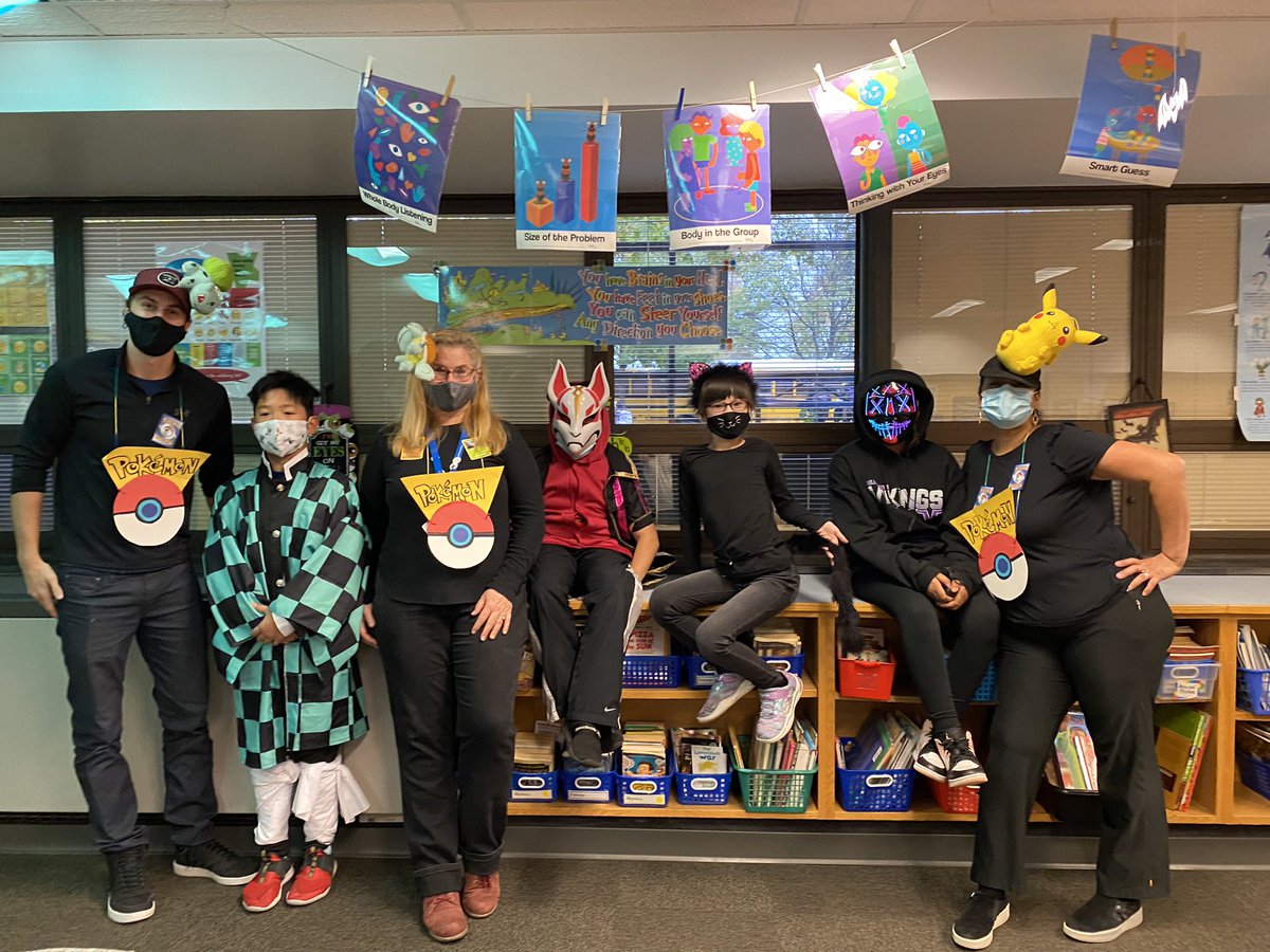 DolphinsMrs's tweet photo. Dressing up and playing games is a great way to start the weekend!!
#NTDSE, @Kristin_NTDSE https://t.co/jsxNEWttFF