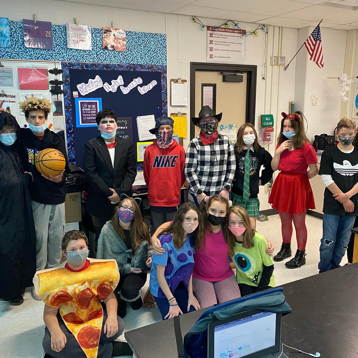 Mrs. Hubbard tweet media