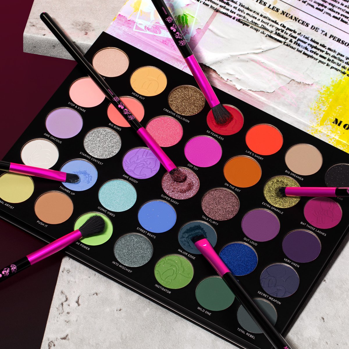 MorpheBrushes's tweet photo. ThisOrThat: Matte or Shimmer? There are no wrong answers with the easy-to-blend, bold matte and shimmer shades in the TRUTH BE BOLD ARTISTRY PALETTE ($32usd). Mickey & Friends are with you every swipe of the way.
#MorpheMickeyandFriends #TruthBeBold https://t.co/Up3PB5RXOa