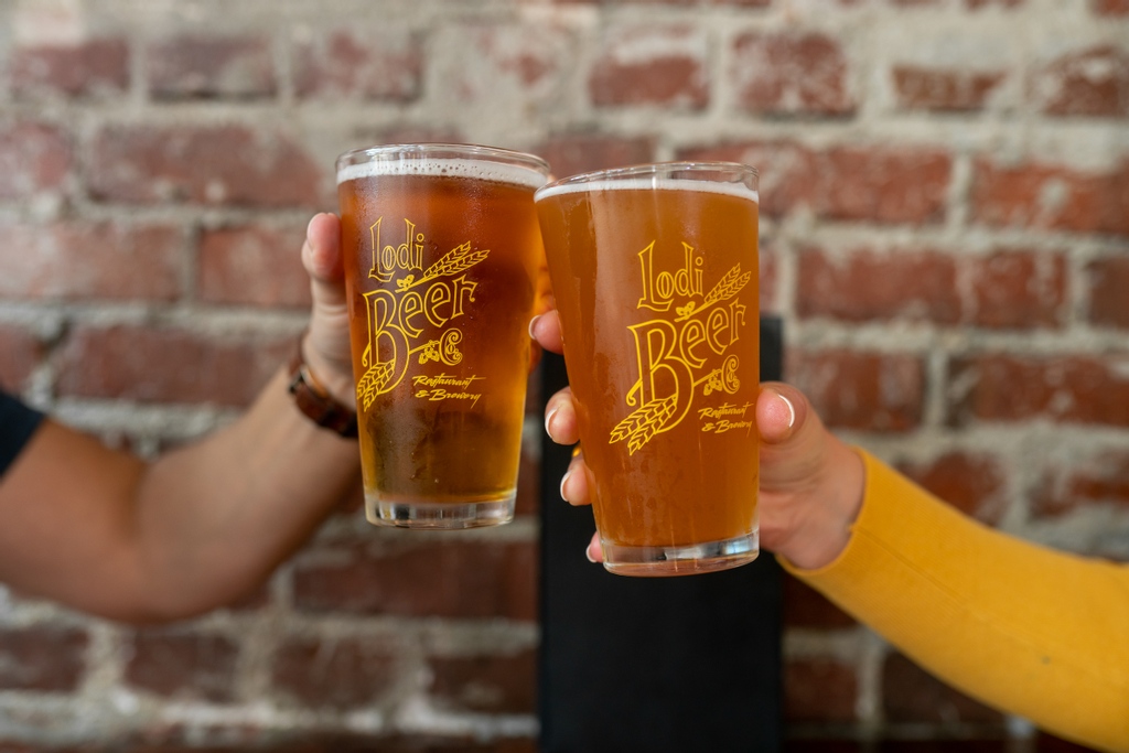 visitlodi's tweet photo. Cheers to the start of another beautiful fall weekend in Lodi and @lodibeerfest! 🍻
 
🔗 https://t.co/brg5X4CYZL

#lodibeerco #lodibeer #lodibreweries #lodibrewery #downtownlodi #drinklodi #dinelodi #visitlodi #lodica #lodibeerfest #hopsandgoblinsbeerfest #lodithingstodo https://t.co/uQTlDN9Q4y