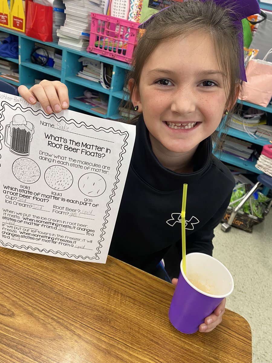 PeeblesCandice's tweet photo. What’s the matter in root beer floats? #solids #liquids #gases #Halloweenfun  @heatherbounds https://t.co/zIbjoiOR6g