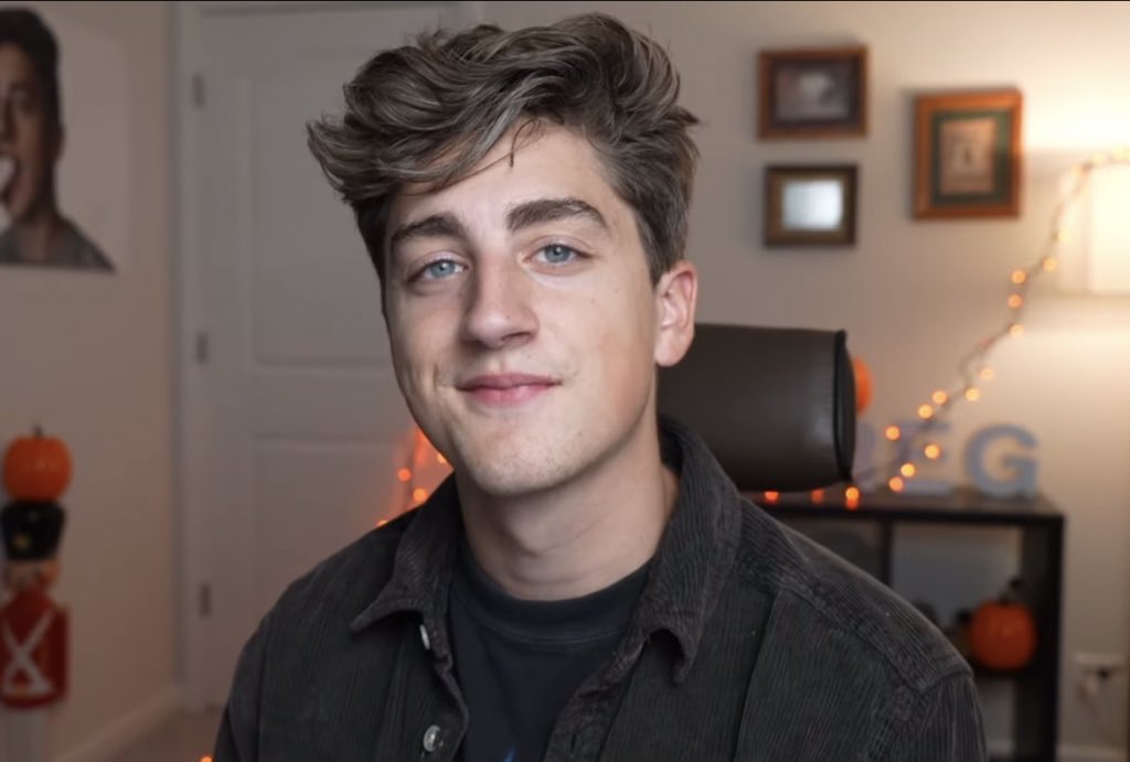 tinymeatgreg's tweet image. him!!!