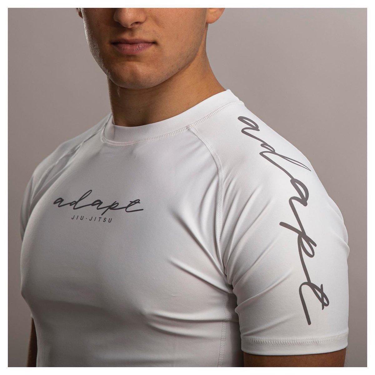 Winter is coming ⛄️ 

New white rashguards… out now! 

(In mens &amp; women)

adaptjj.com 

Shop now! ☝🏼

#bjj #brazilianjiujitsu #jiujitsu #mma #adapt #adaptjiujitsu