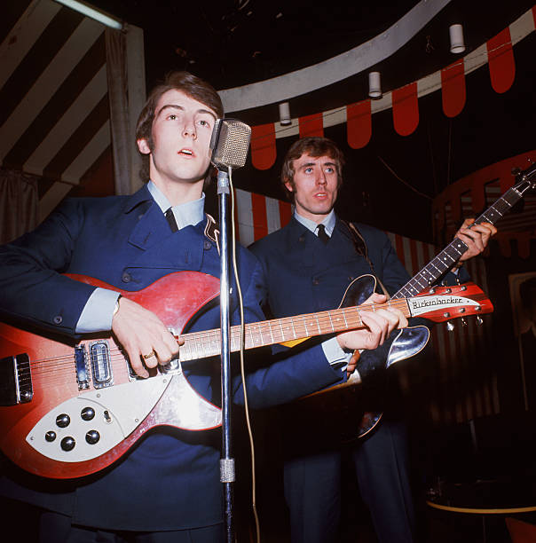 Happy 77th birthday to Denny Laine of the Moody Blues. 