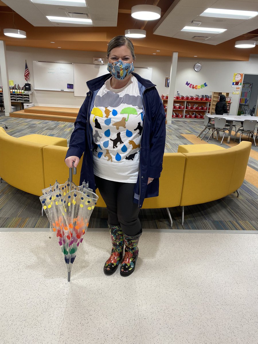 MrsJKelsheimer's tweet photo. The wonderful Mrs. Klemens looking fabulous wearing an idiom “It’s raining cats and dogs.” https://t.co/FnxfJTrVlv