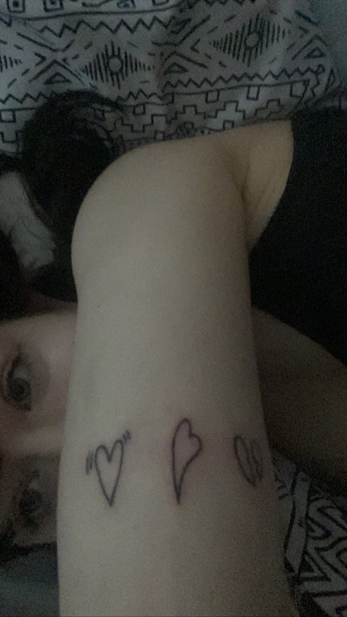 noacfsivan's tweet photo. @troyesivan tattoo!!! :))) https://t.co/J4ZFwZQMSq